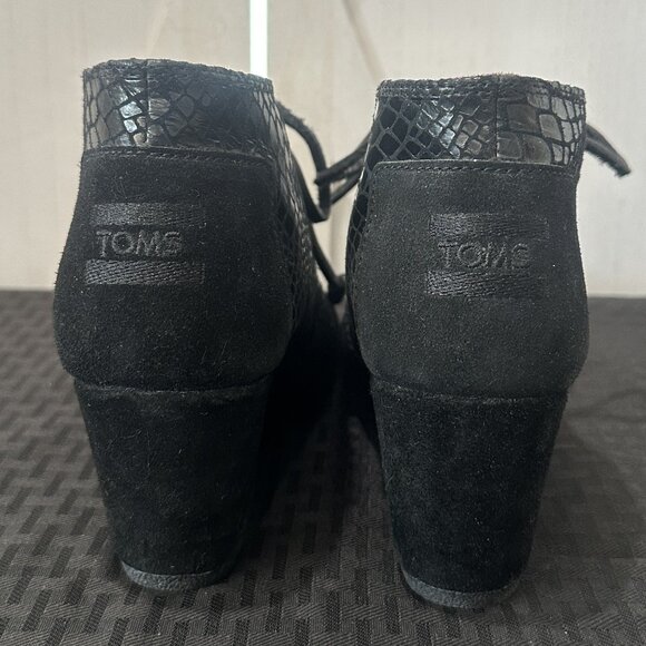 TOMS Kala Wedge Bootie – Black Multi Faux Snake (Style #300614) - Picture 6 of 10